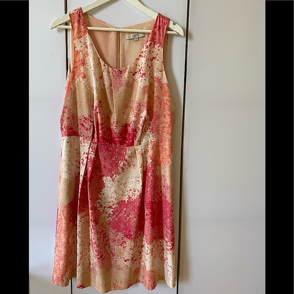 Ann Taylor - Loft Dress 👗 in Stunning Pink Florals and Tan Colors🌸🌸Super Soft - Picture 2 of 12
